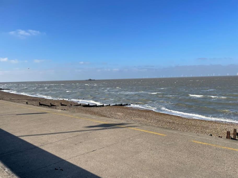 Apartamento Once Upon A Tide Herne Bay Exterior foto