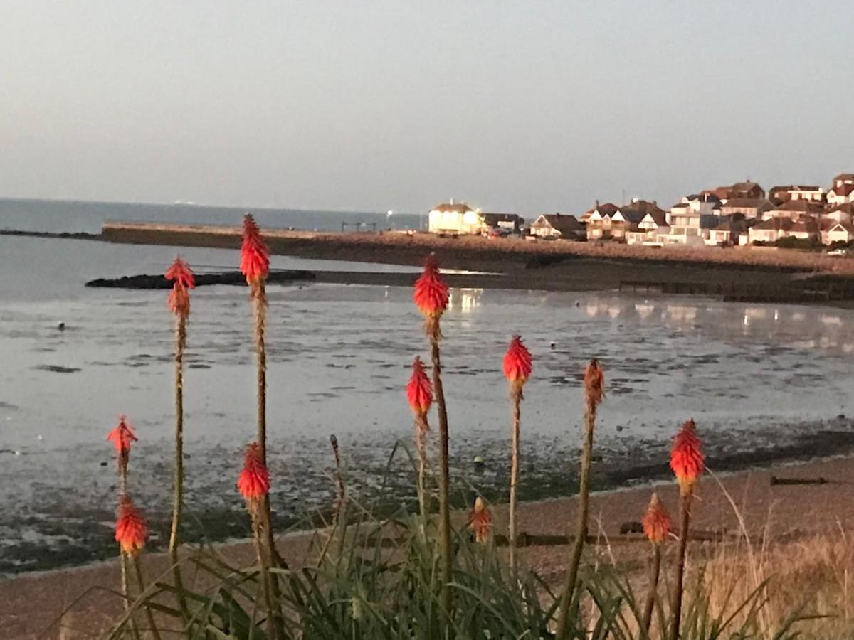 Apartamento Once Upon A Tide Herne Bay Exterior foto
